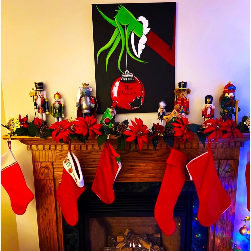 (16x20) Customizable Grinch Ornament Acrylic Painting